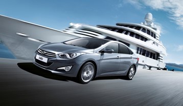 Hyundai Motor представила i40 в кузове седан на Барселонском автосалоне